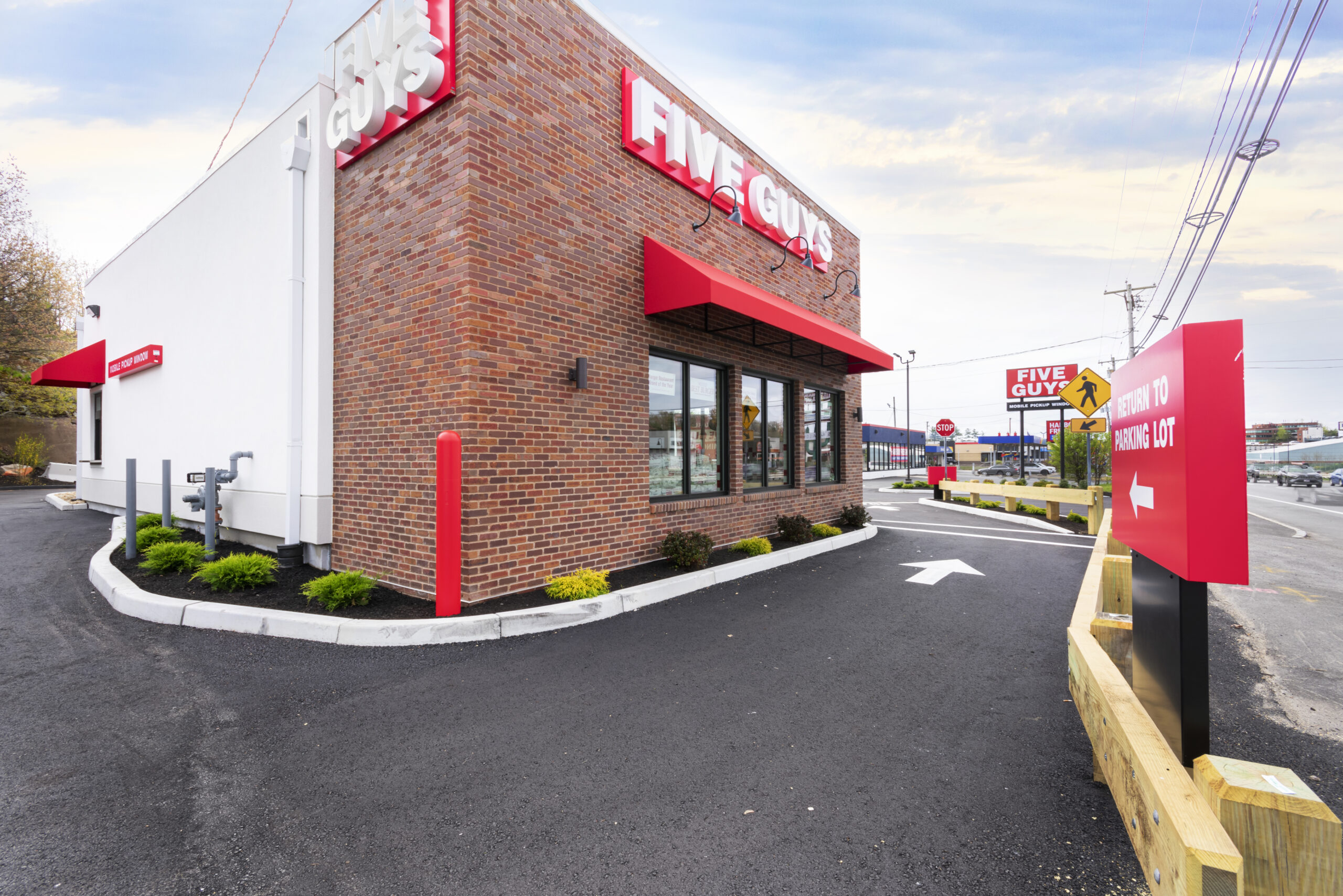 FiveGuysSaugus2
